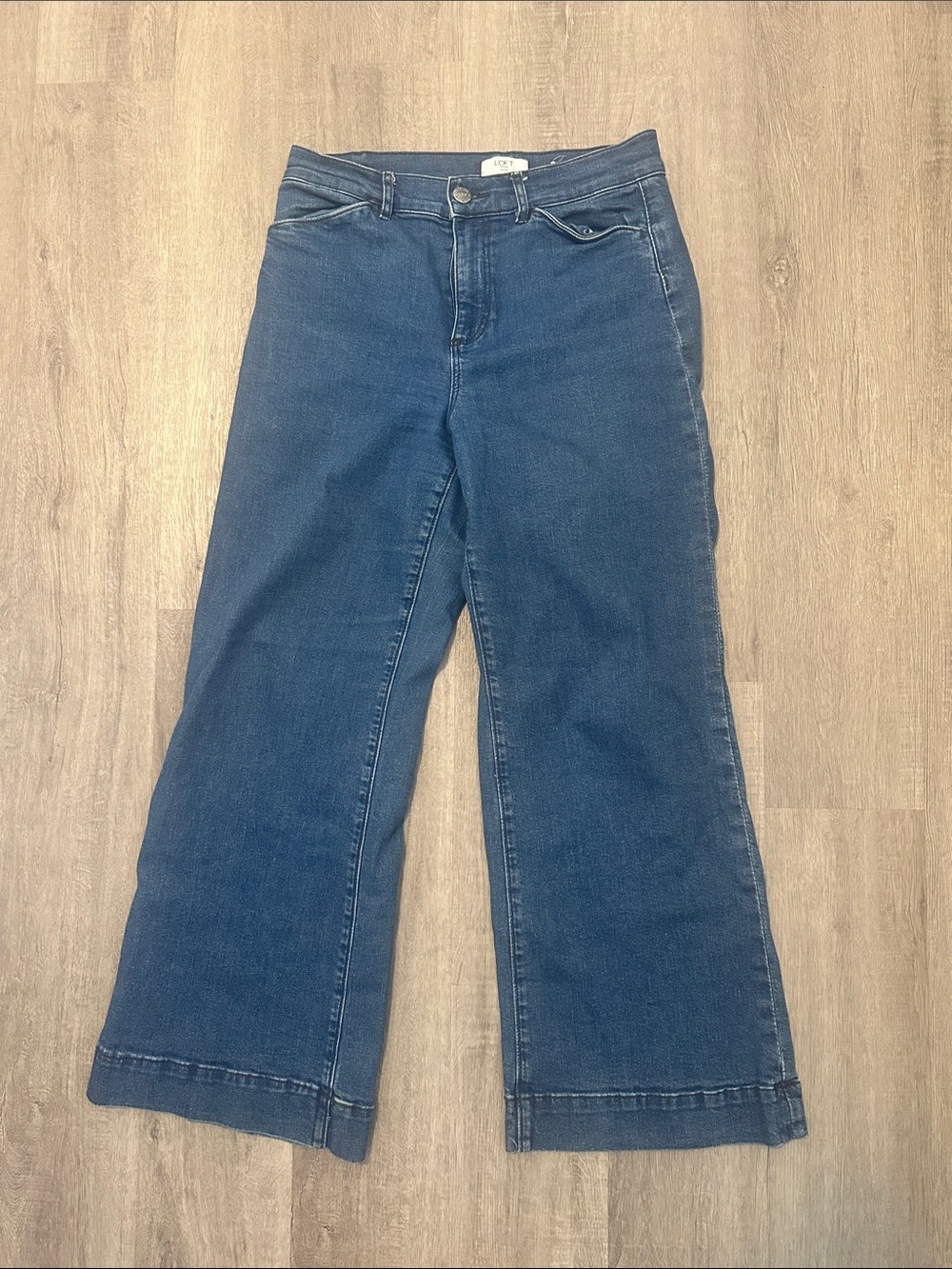 LOFT Wide-Leg high rise Jeans